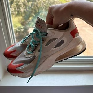 Nike Air Max 270 React